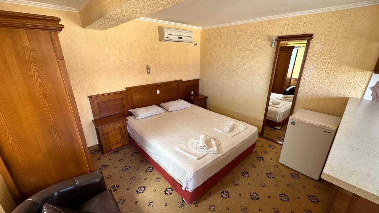 Elizabeth Beach Apartments Nesebar Buitenkant foto