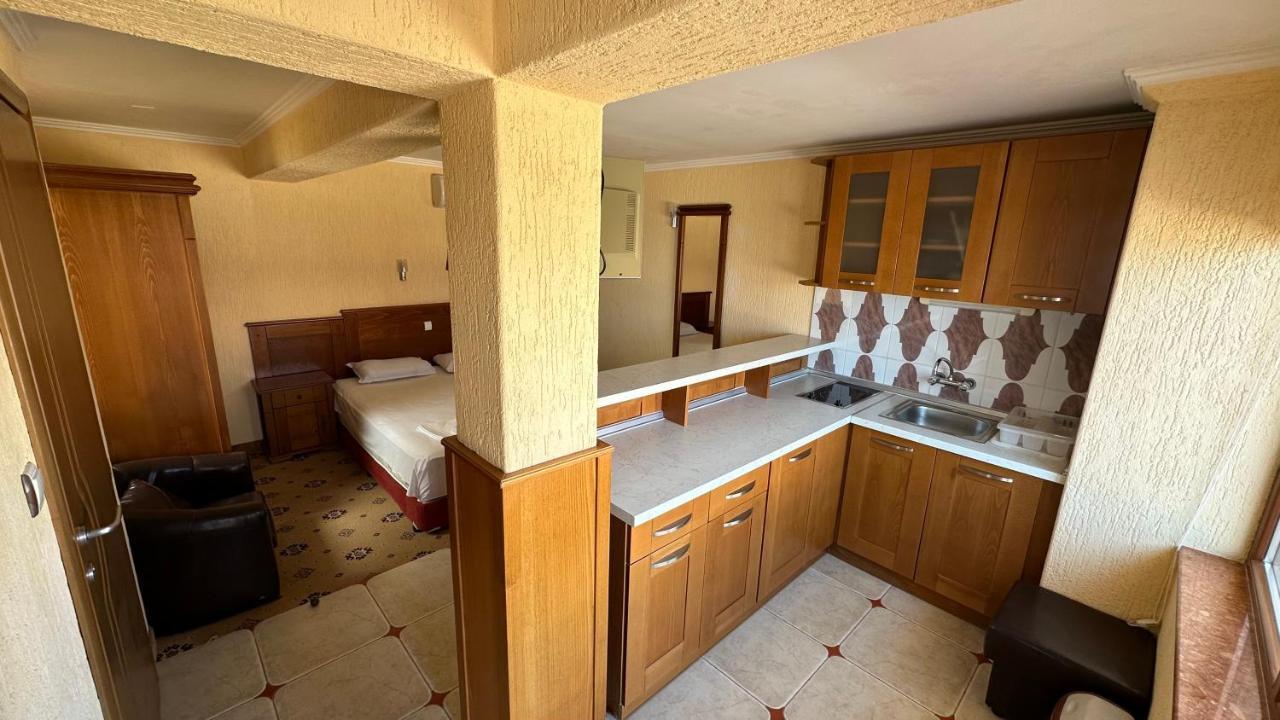 Elizabeth Beach Apartments Nesebar Buitenkant foto
